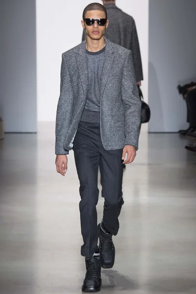 Look 13